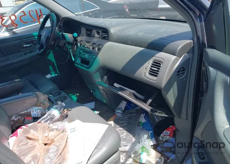 2004 Honda Odyssey Ex-L from USA, damaged, VIN 5FNRL18964B069905